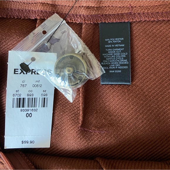 Express Mini Skirt - Picture 3 of 4